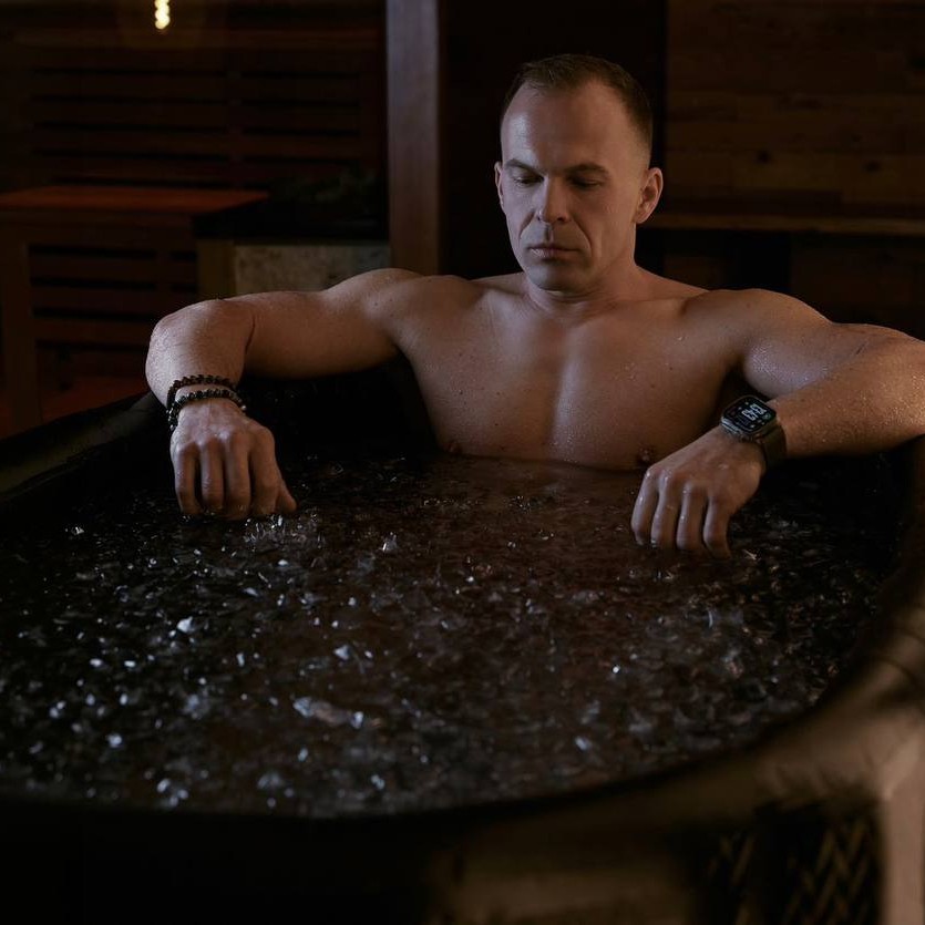 Cold Plunge & Bain Glacé à Morat | Récupération Sportive